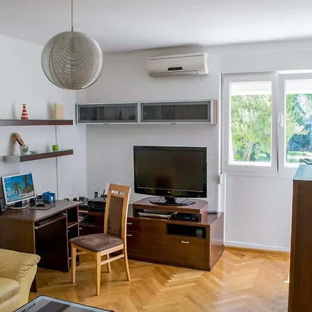 아파트 Apartman Ivana *