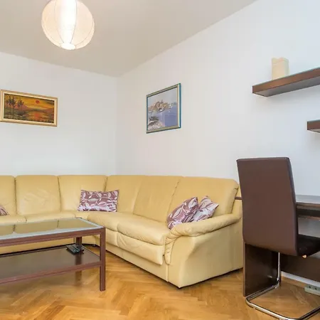 Apartman Ivana *